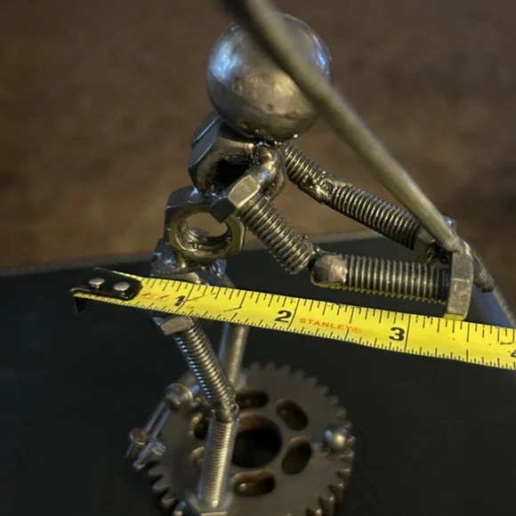 Nuts & Bolts GOLFER Metal Artwork FIGURINE -GOLFER GIFT - Picture 8 of 16